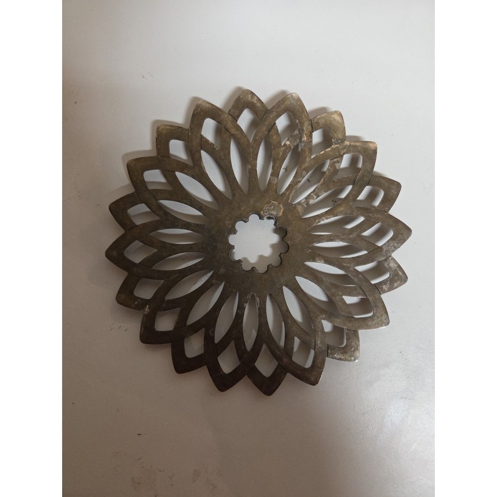 Aged  Vintage Godinger Silver Co Daisy Trivet‎ Silver Plated Brass Made In Italy